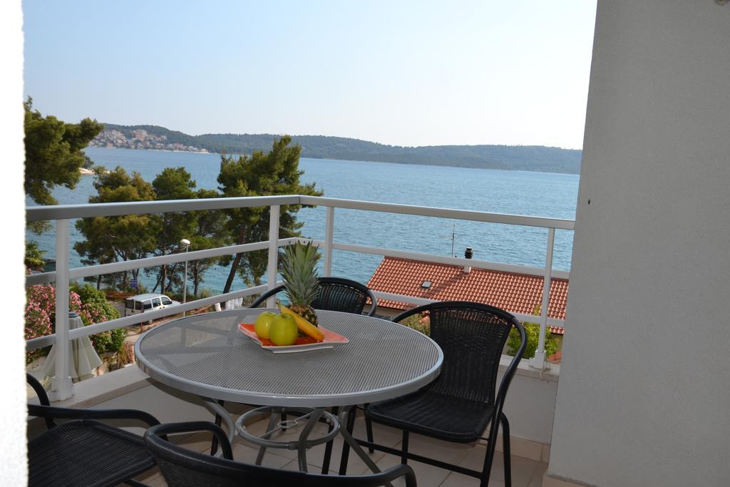 Apartment Gabi Trogir Quarto foto